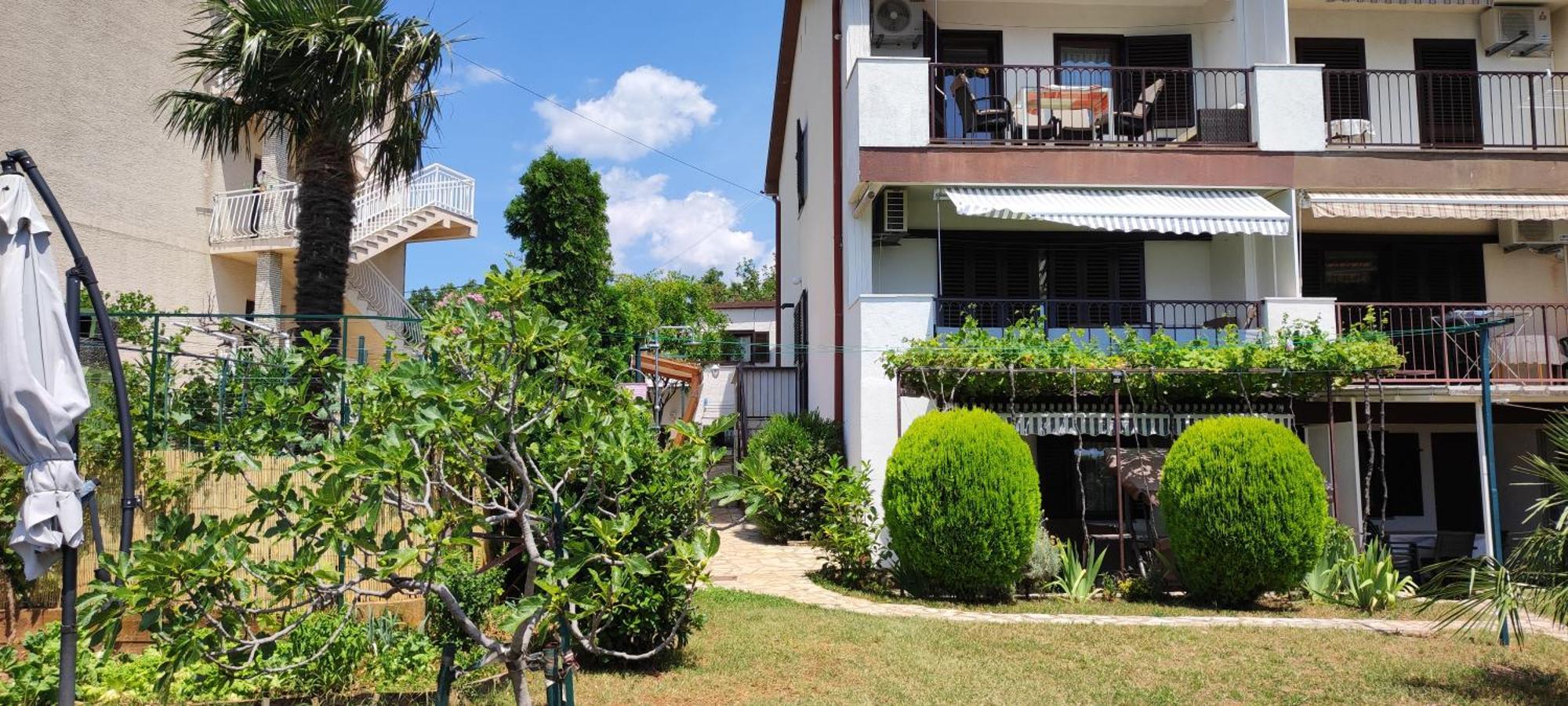 Apartments Svjeta Jadranovo Exterior foto